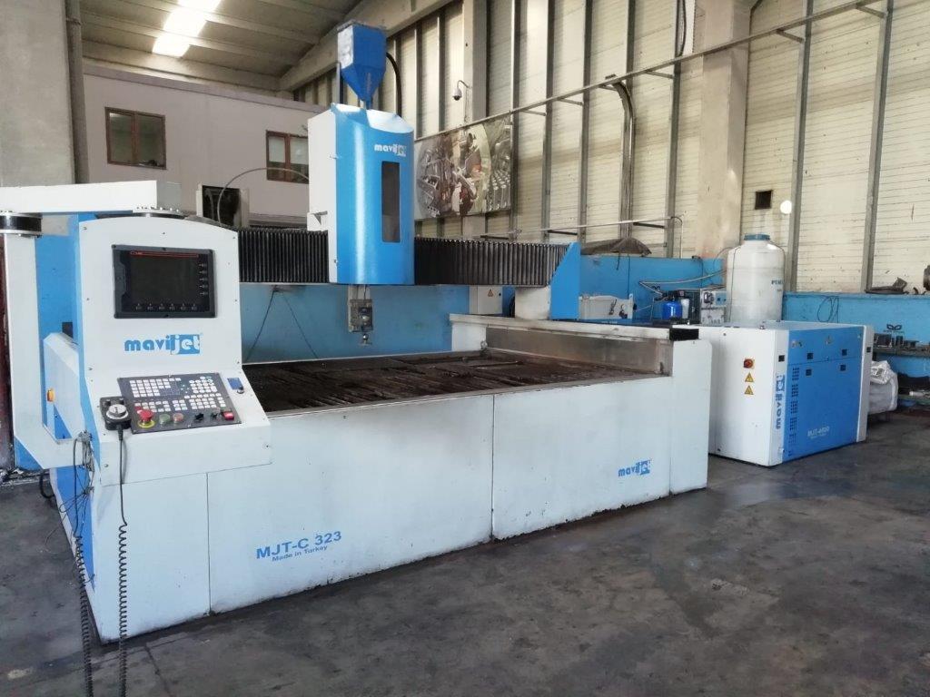 Vorteil obendrein Akribie: jener Surplus hochwertiger Verbrauchsstoffe wohnhaft bei  Wasserstrahlschneidemaschinen